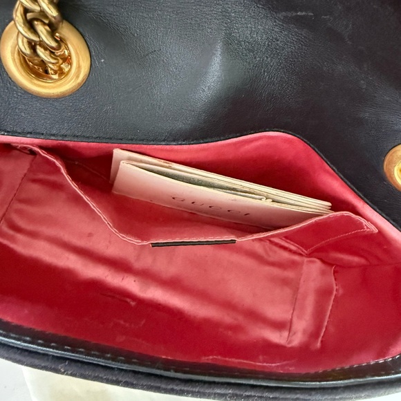 Velvet Matelasse Mini GG Marmont Shoulder Bag - Picture 2 of 7